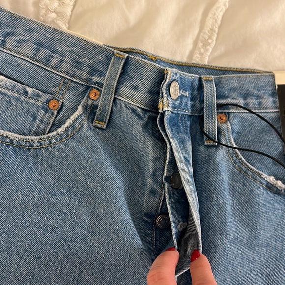 NWT Levi’s 501 denim shorts with raw hem. Size 30. Measurements in pics. - Picture 6 of 10